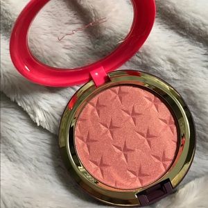 2016 MAC Nutcracker Sweet Holiday Blush